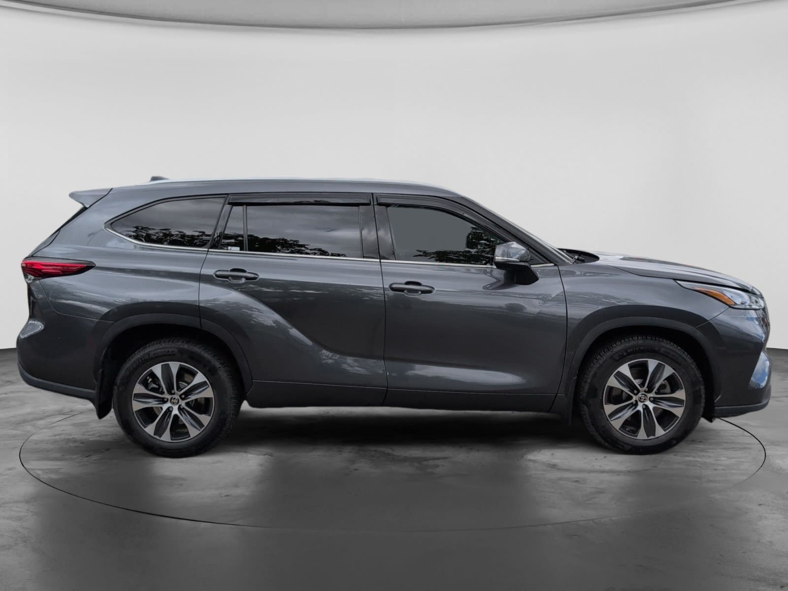 Photo 2020 Toyota Highlander XLE #4