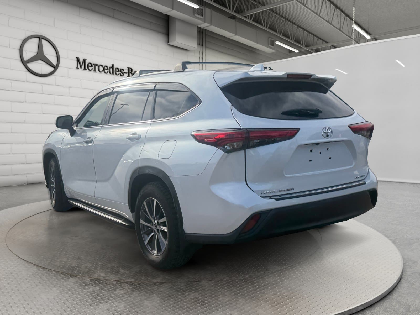 Photo 2022 Toyota Highlander XLE #7