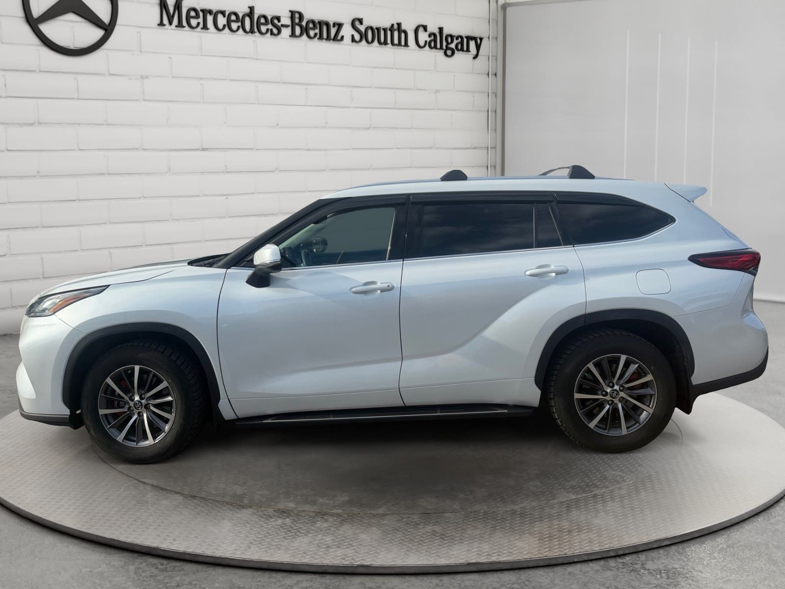 Photo 2022 Toyota Highlander XLE #8