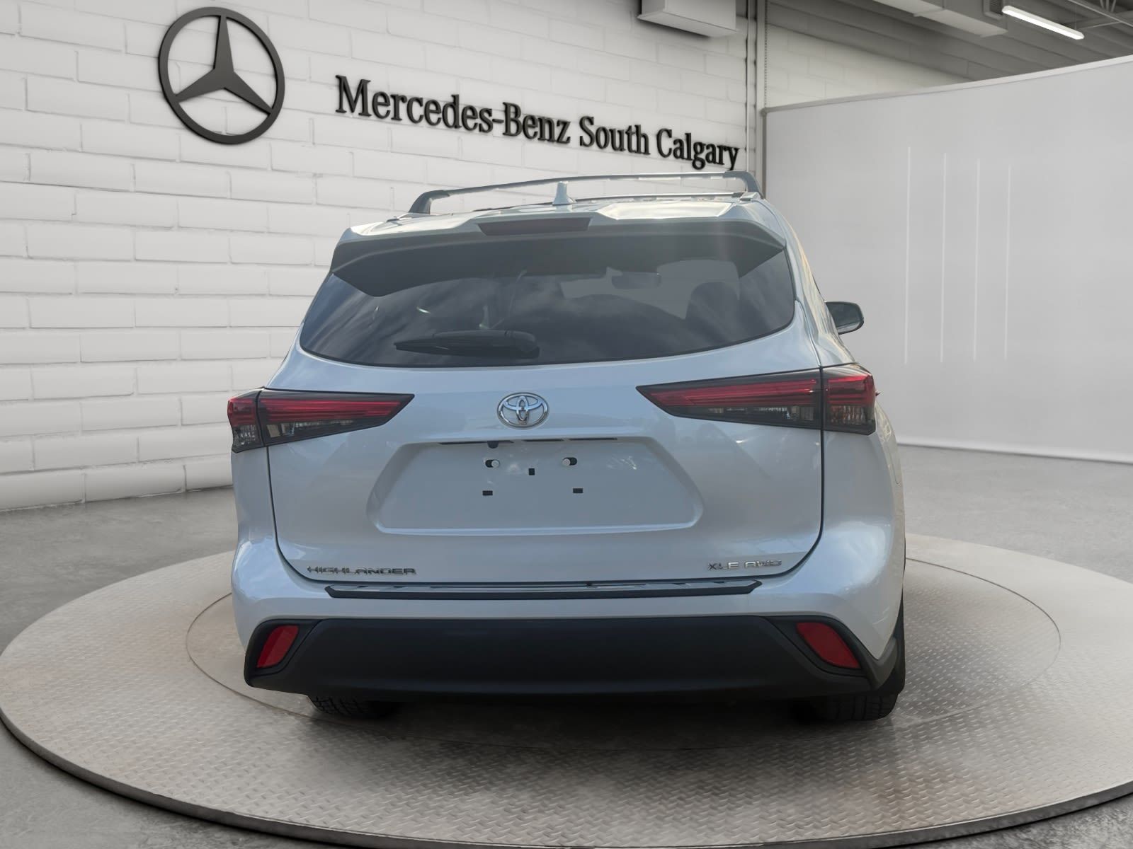 Photo 2022 Toyota Highlander XLE #6