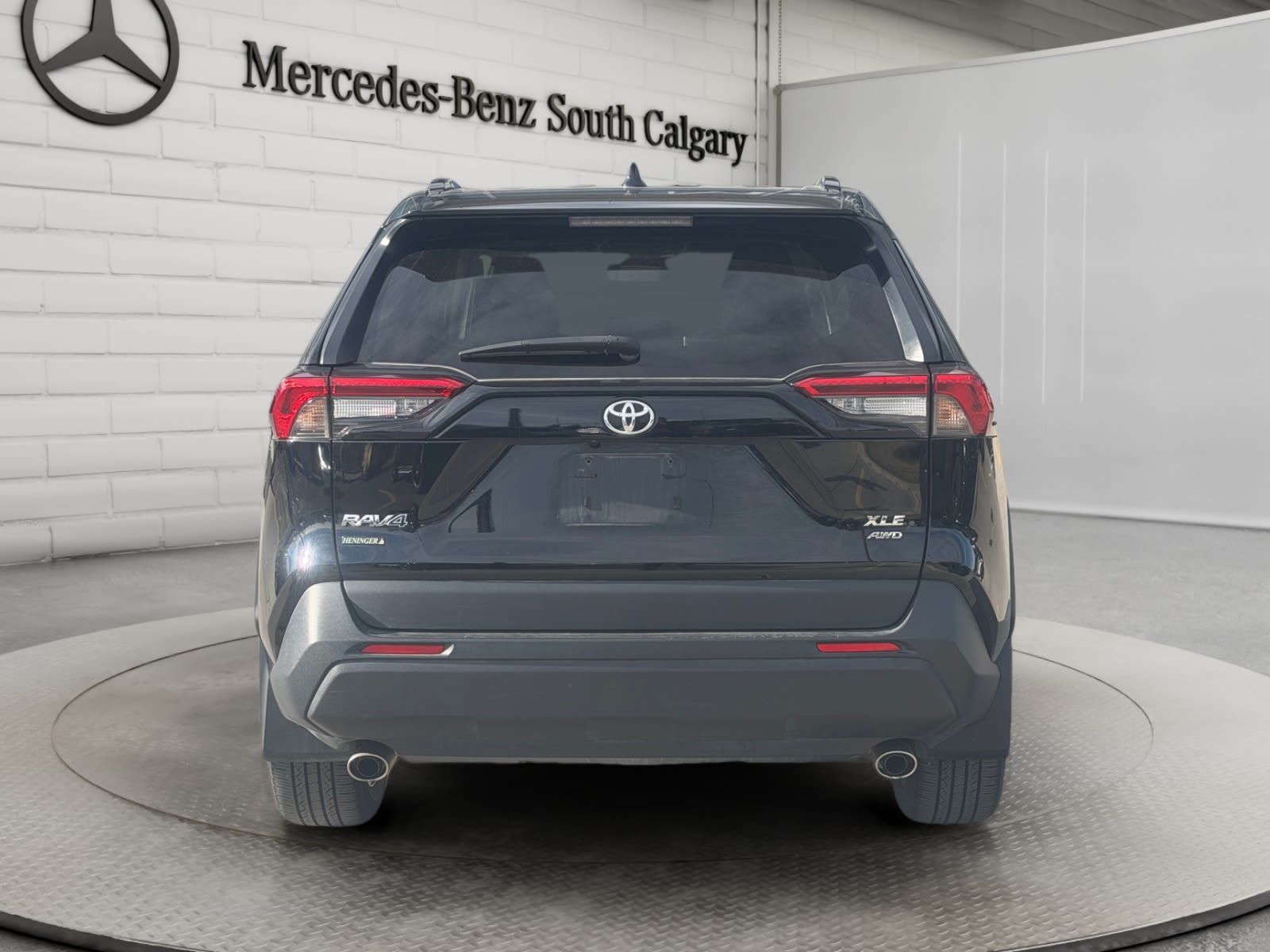 Photo 2023 Toyota RAV4 XLE #6