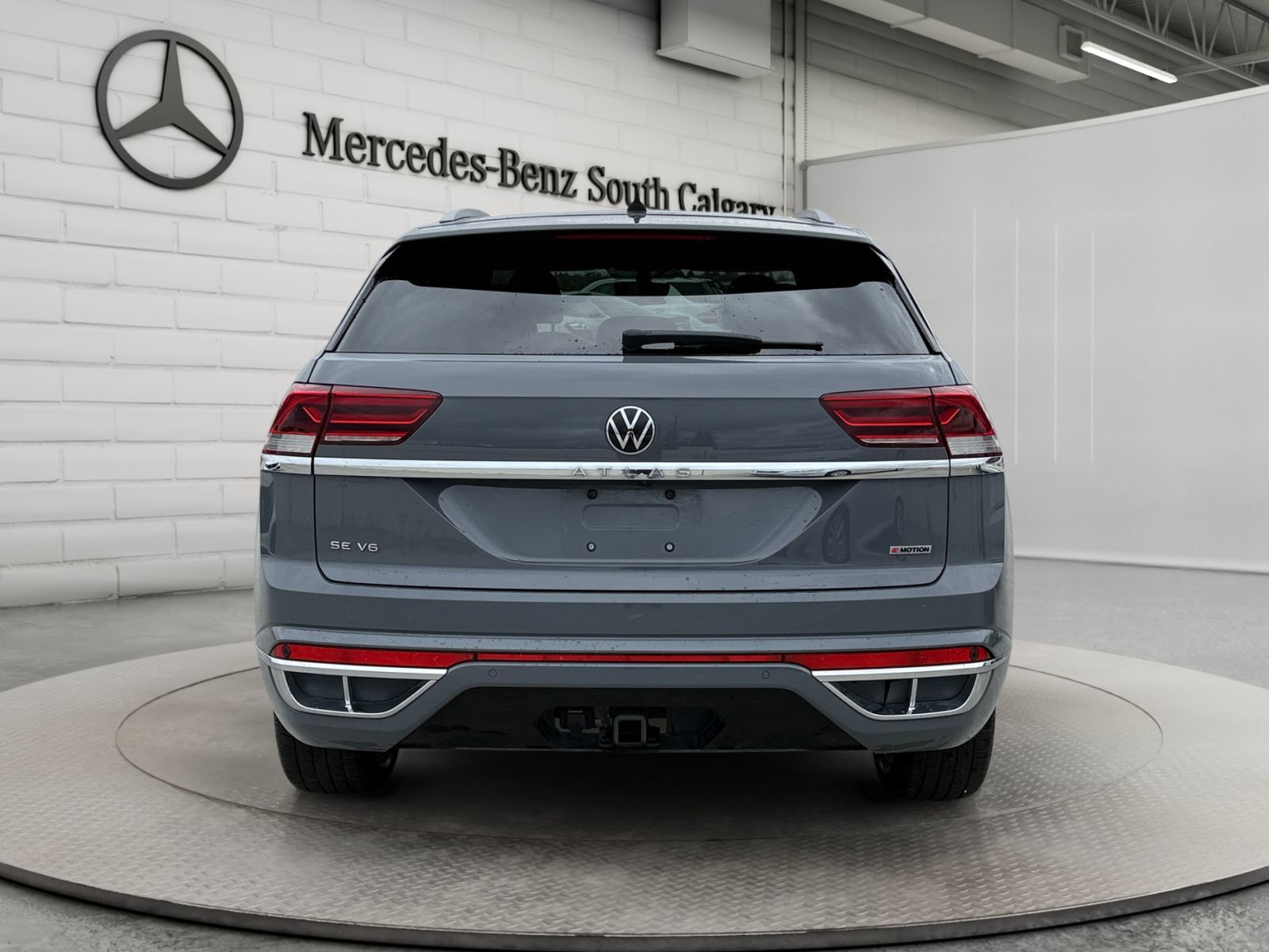 Photo 2021 Volkswagen Atlas Cross Sport 3.6L V6 SE w/Technology R-Line #6
