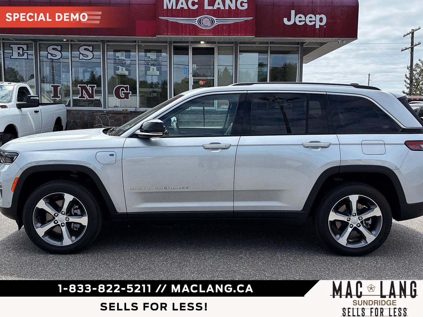 2023 Jeep Grand Cherokee BASE