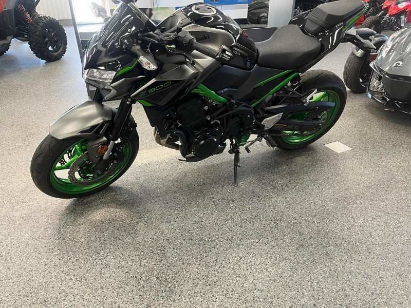 2023 Kawasaki Z900 ABS