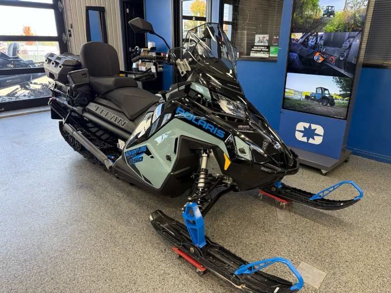2026 Polaris 850 TITAN ADV ULTMT 1.8