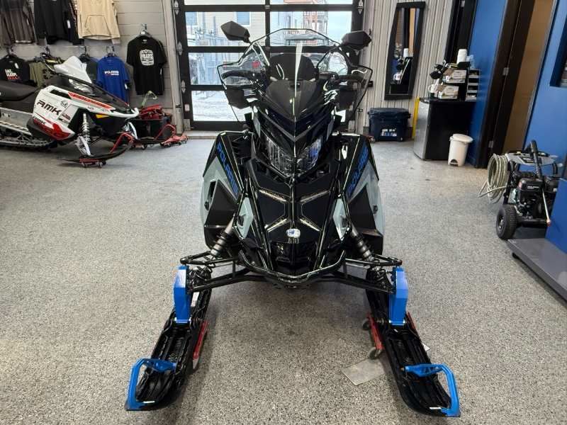 2026 Polaris 850 TITAN ADV ULTMT 1.8