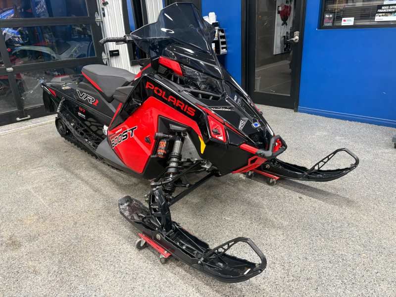 Polaris BOOST INDY VR1 DYNMX 137  2026