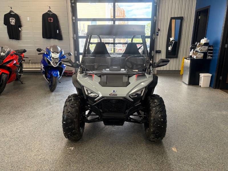 Polaris RZR 200  2024