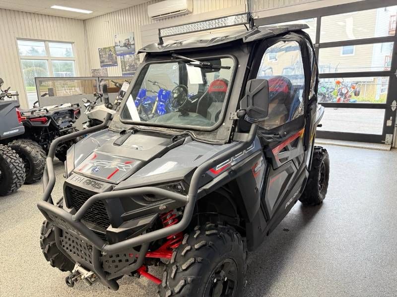 2020 Polaris Rzr 900 fox edition