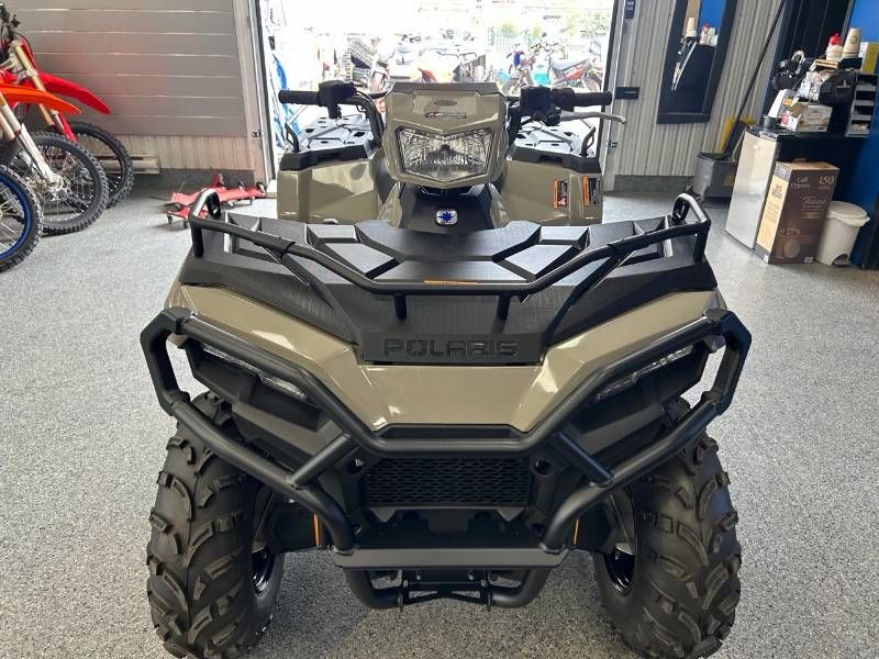 Polaris Sportsman 570 EPS  2024