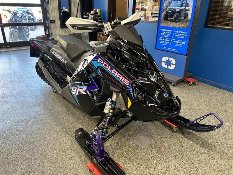 Polaris SWITCHBACK ASSAULT 9R LE  2025