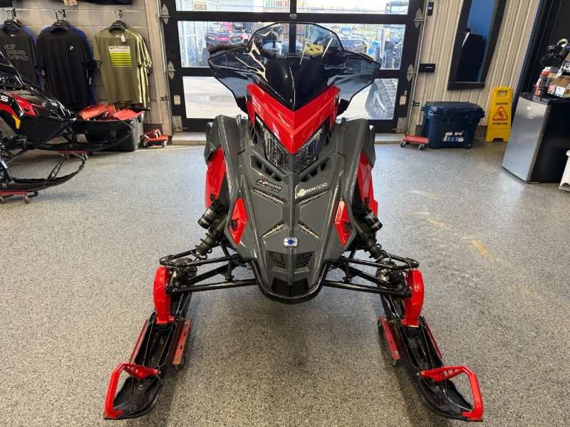 2024 Polaris SWITCHBACK XC 850