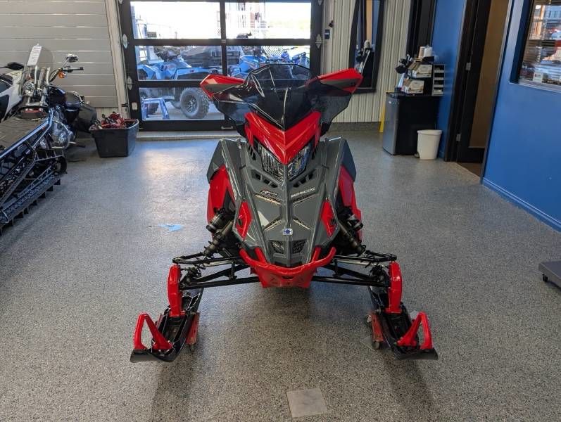 2024 Polaris SWITCHBACK ES XC 146
