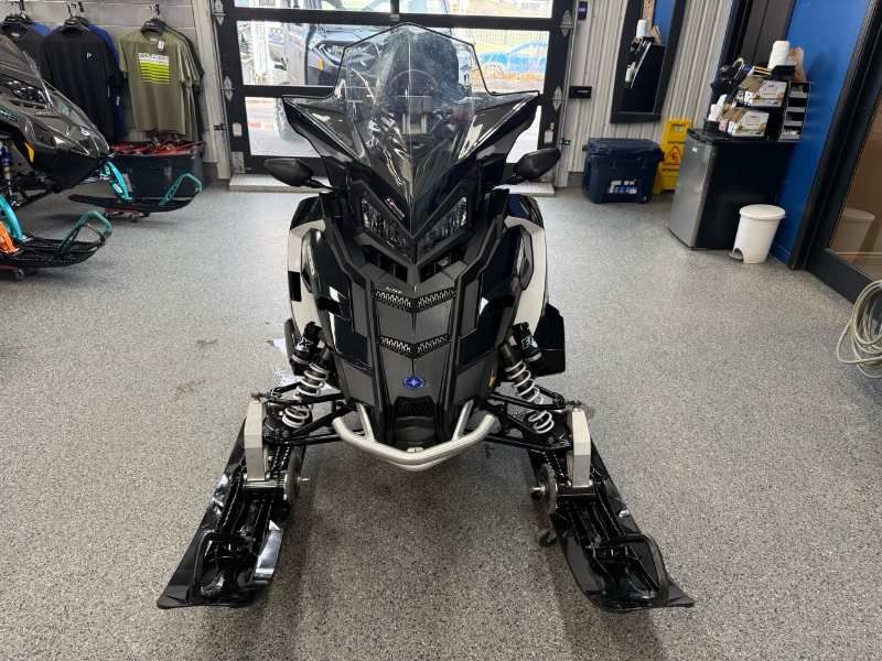 2018 Polaris TITAN ADVENTURE