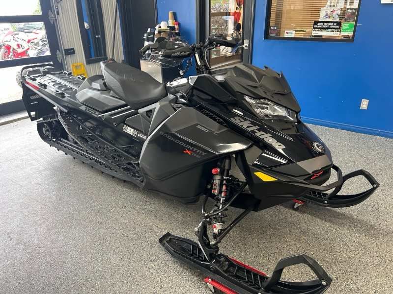 2022 SKI DOO BACKCOUNTRY XRS 850