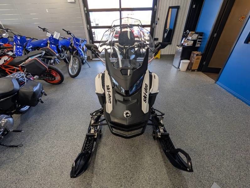 SKI DOO EXPEDITION 900 ACE  2019