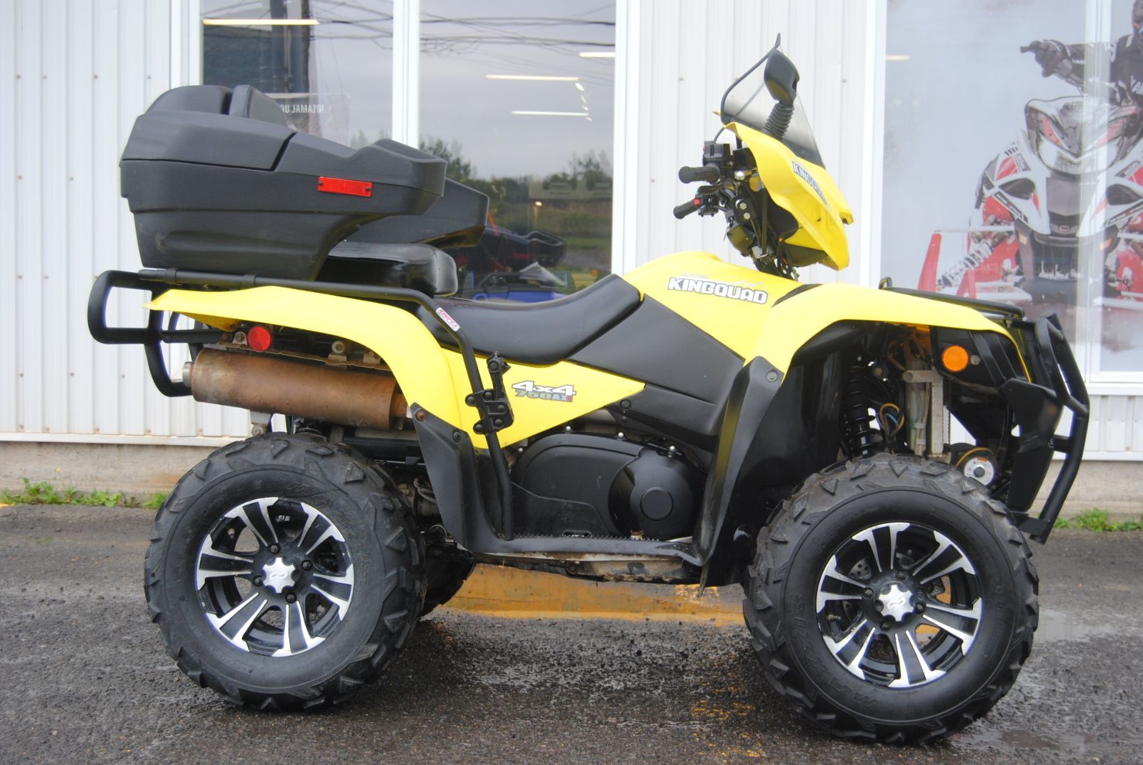 Сузуки kingquad 750