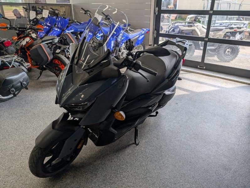 2022 Yamaha CZD300
