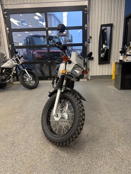 Yamaha TW 200  2026