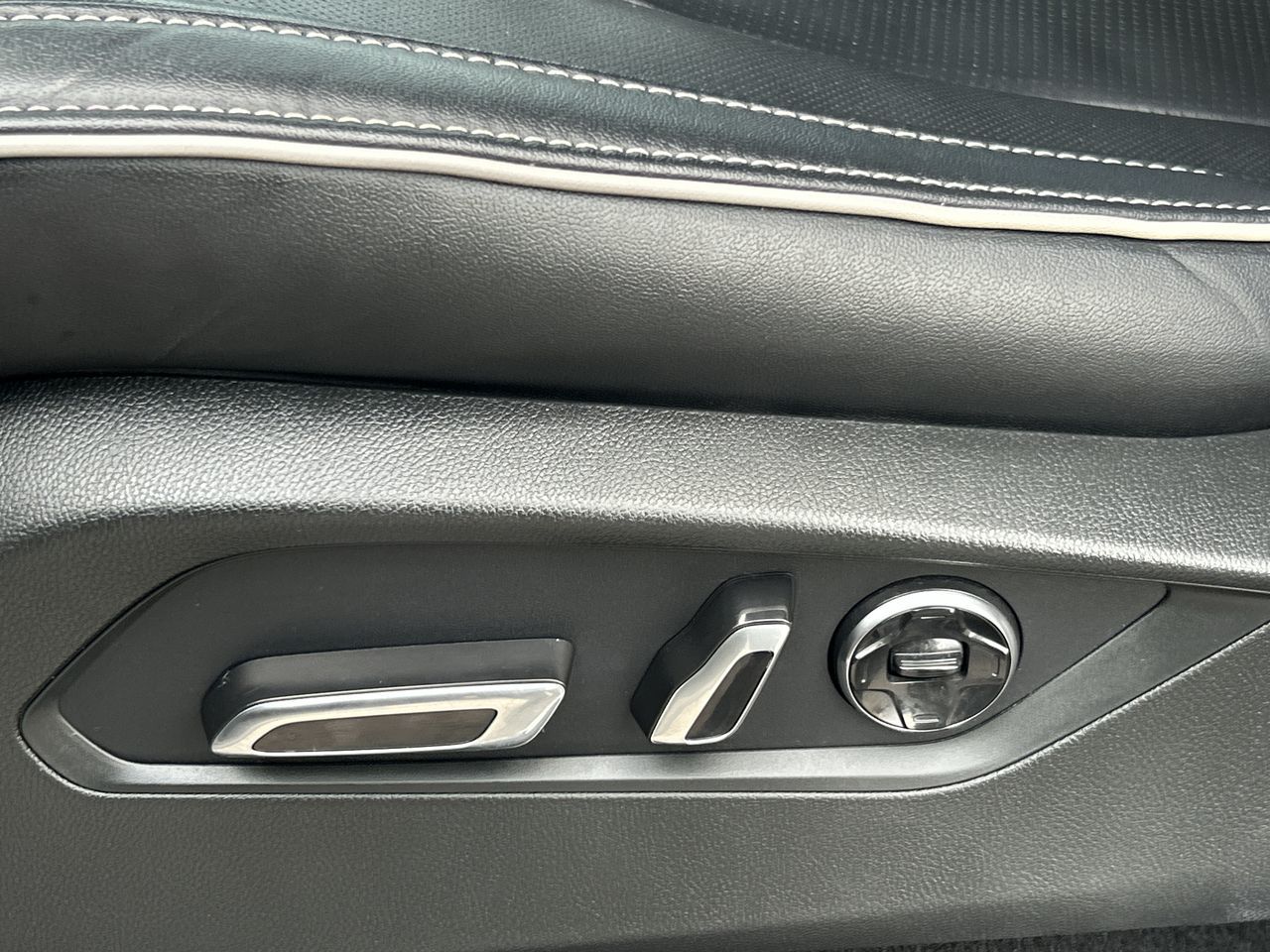 2023 Acura MDX