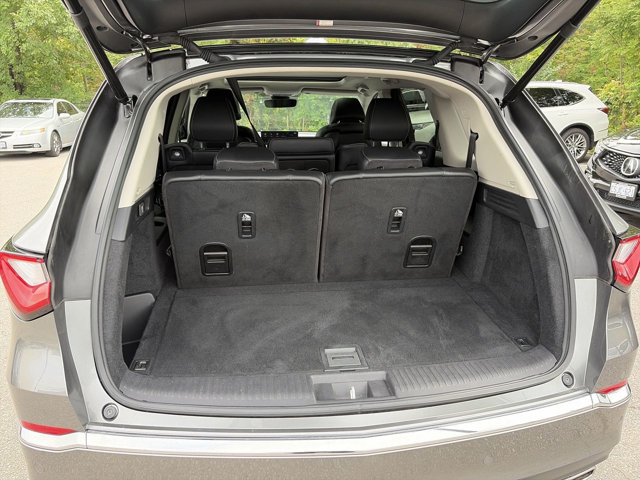 2023 Acura MDX