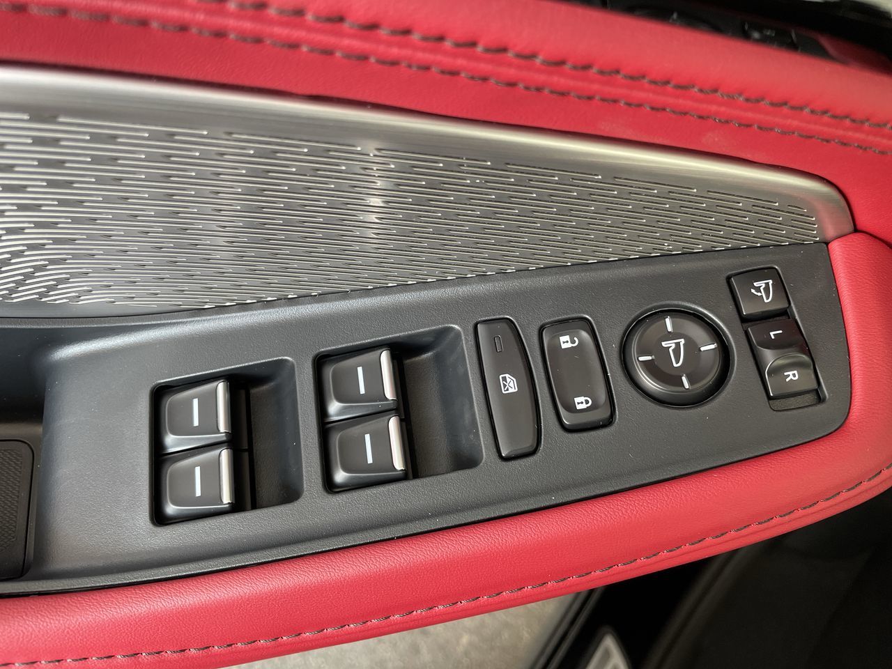 2024 Acura MDX in Markham, Ontario