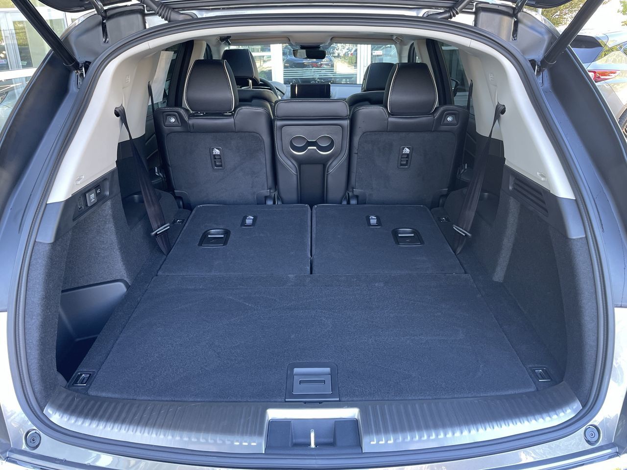 2024 Acura MDX in Markham, Ontario