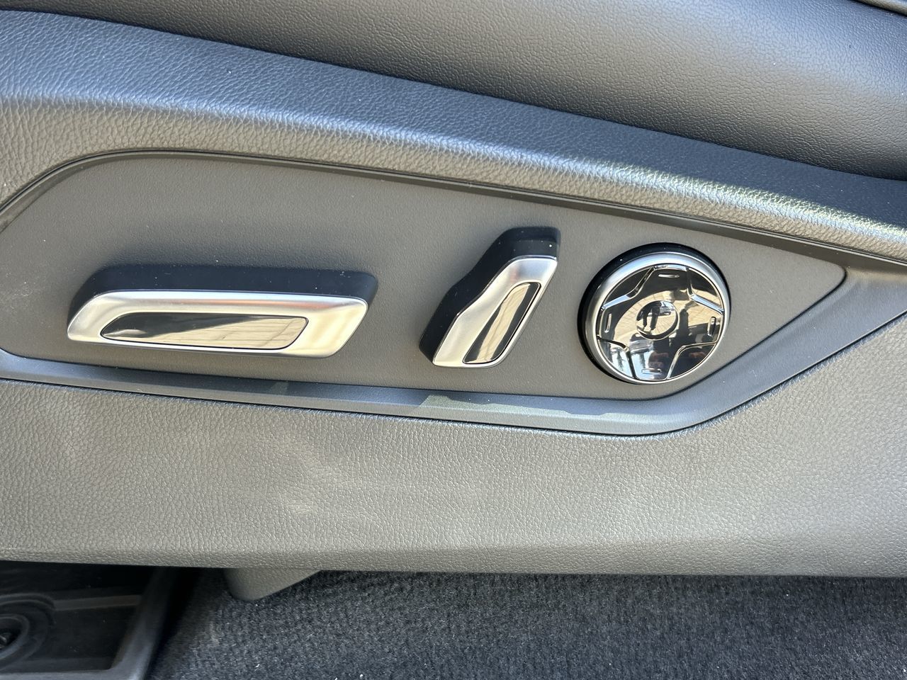 2025 Acura MDX in Markham, Ontario