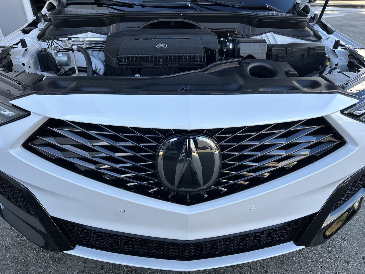 2025 Acura MDX in Markham, Ontario
