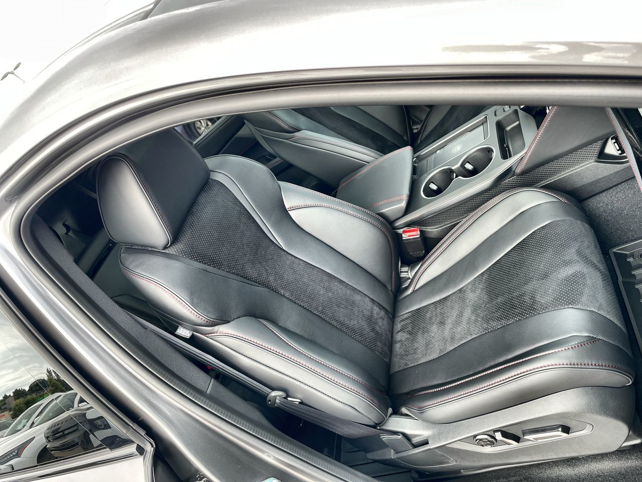 2025 Acura MDX in Markham, Ontario
