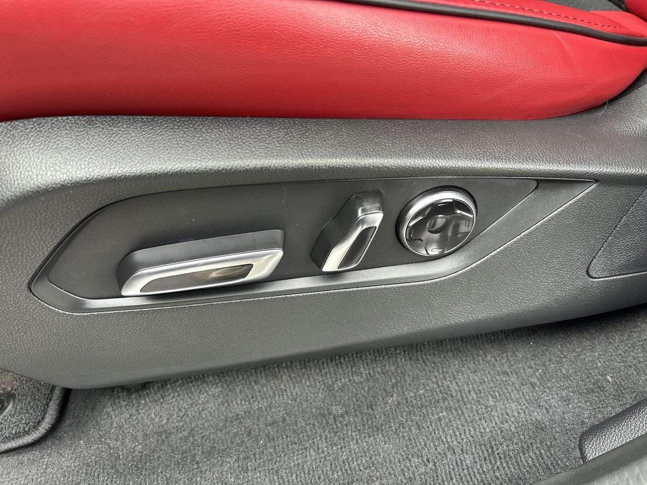 2025 Acura MDX