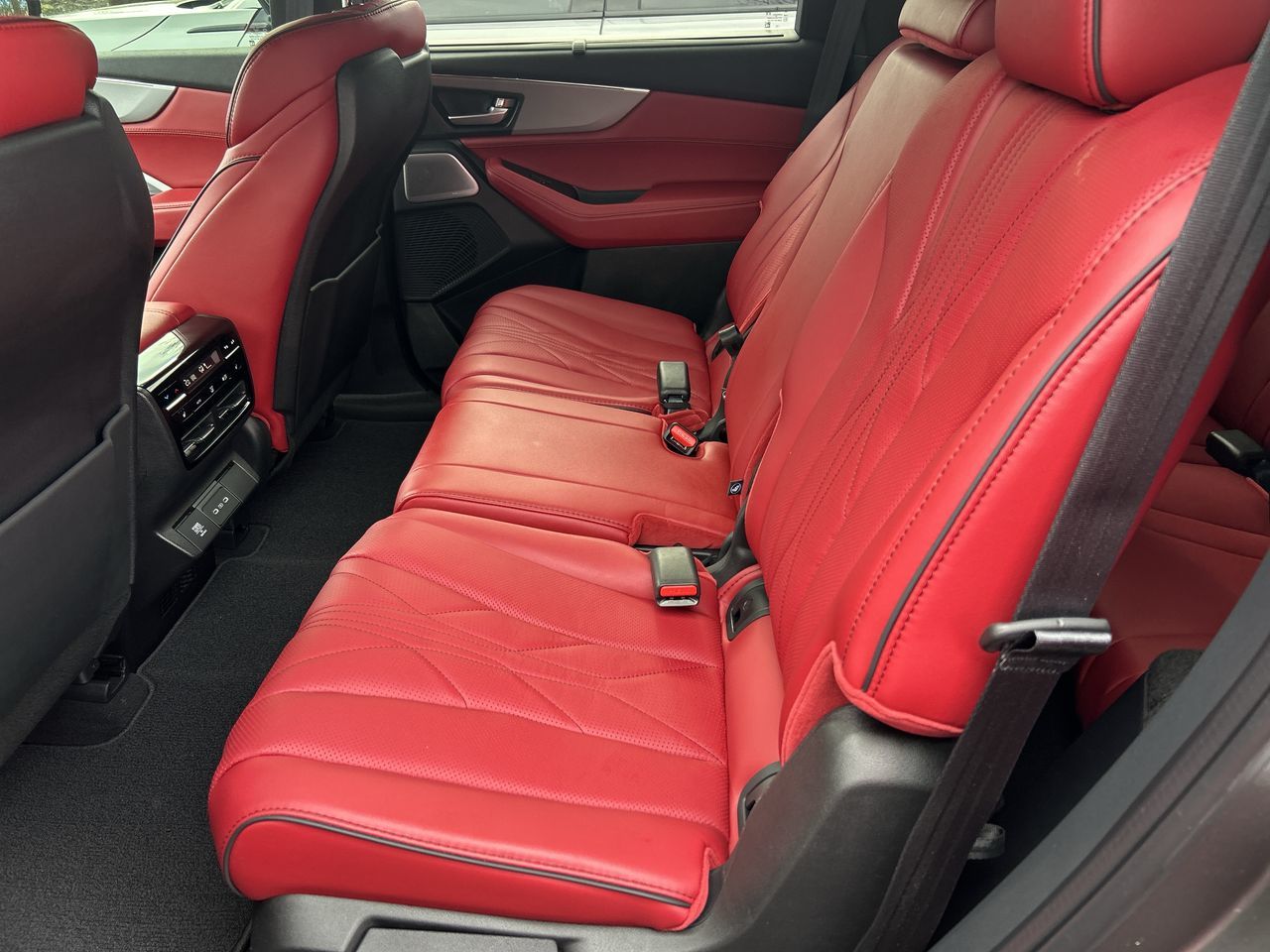 2025 Acura MDX