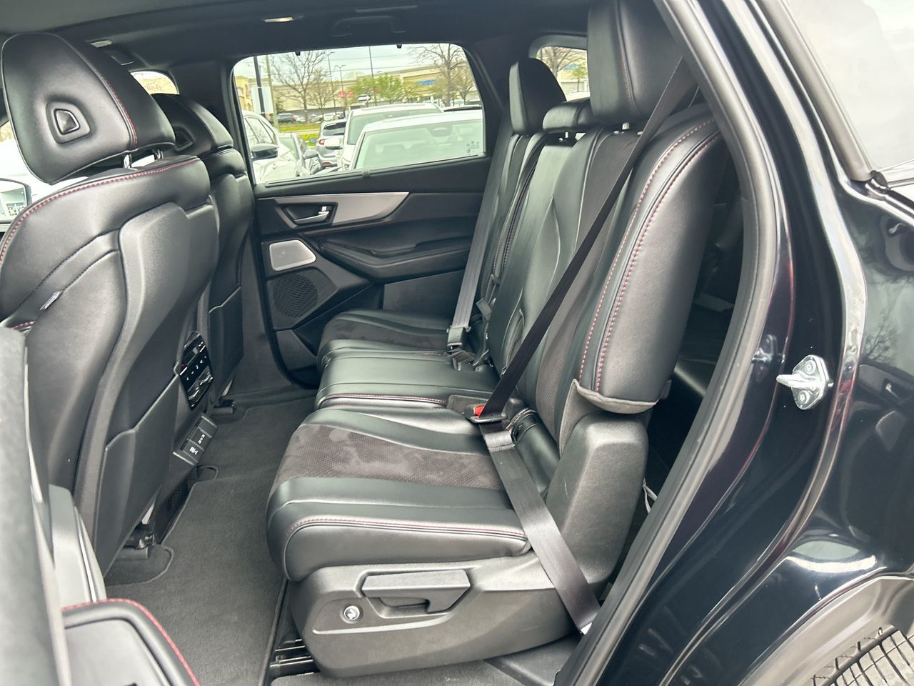 2025 Acura MDX