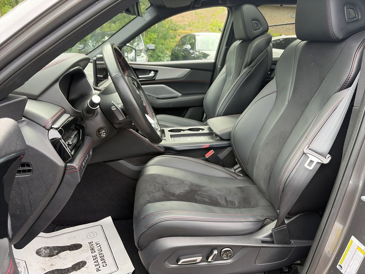 2025 Acura MDX