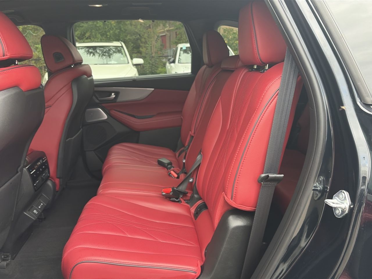 2025 Acura MDX