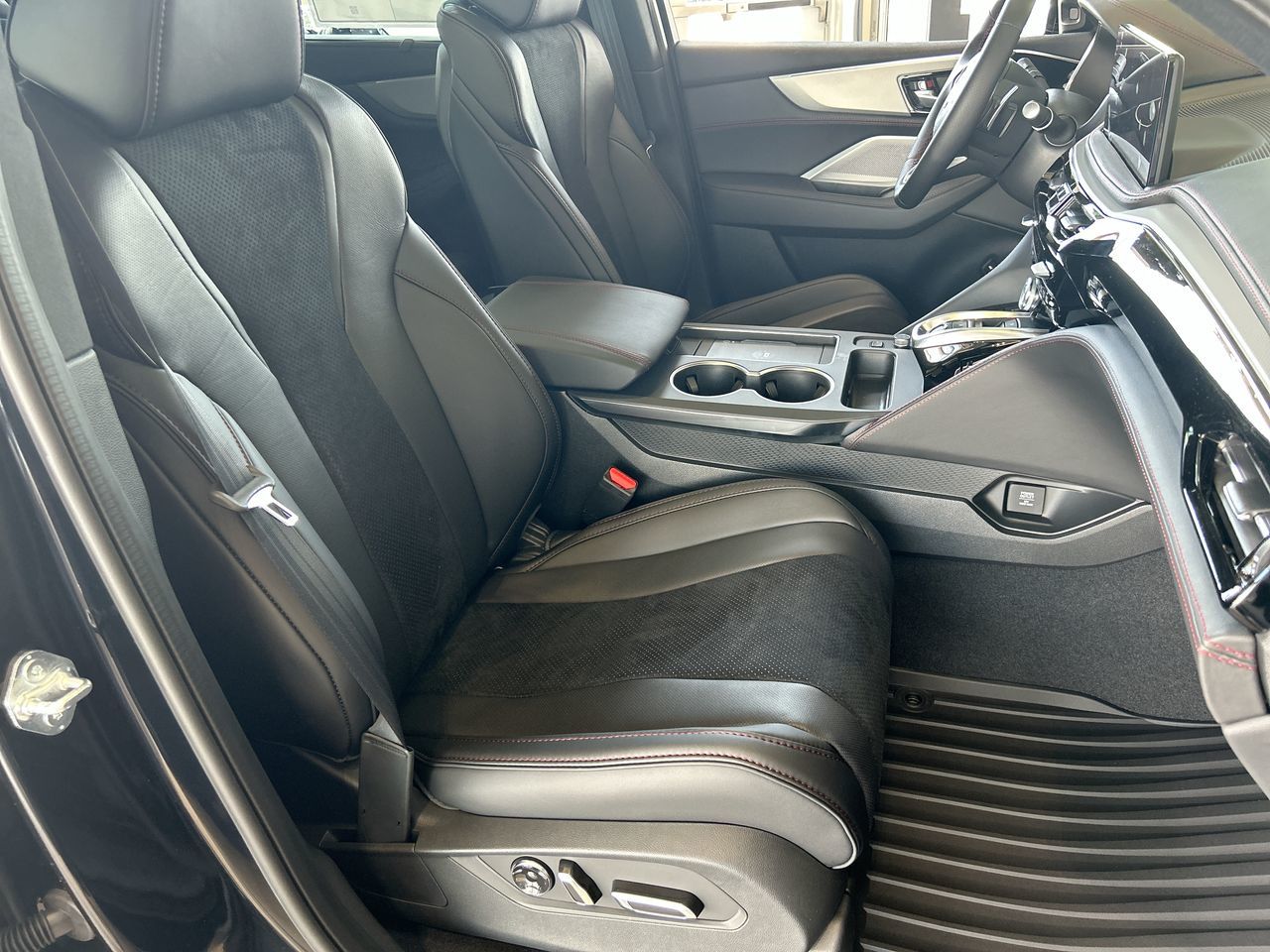 2026 Acura MDX in Markham, Ontario