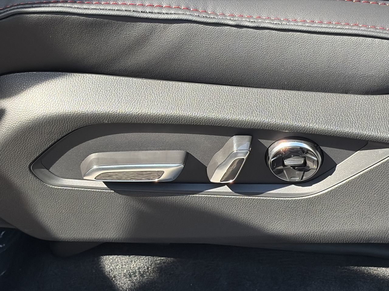 2026 Acura MDX in Markham, Ontario