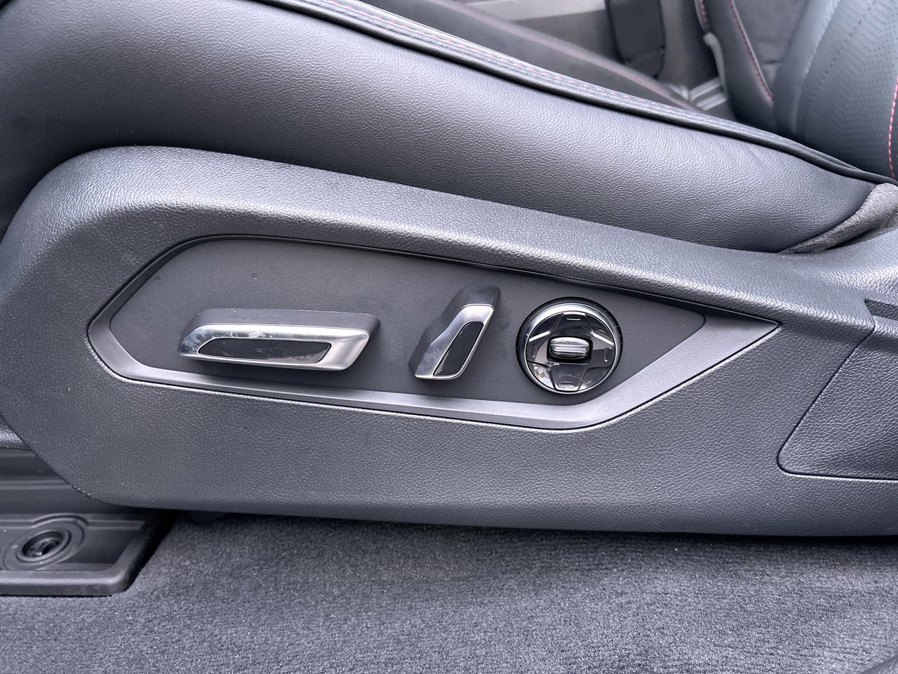 2026 Acura MDX in Markham, Ontario