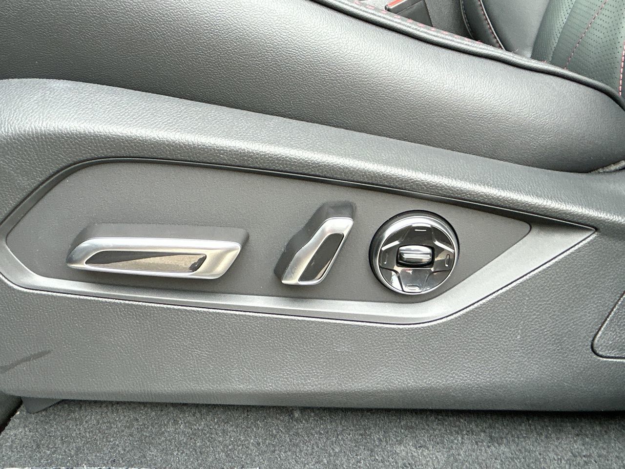 2026 Acura MDX in Markham, Ontario