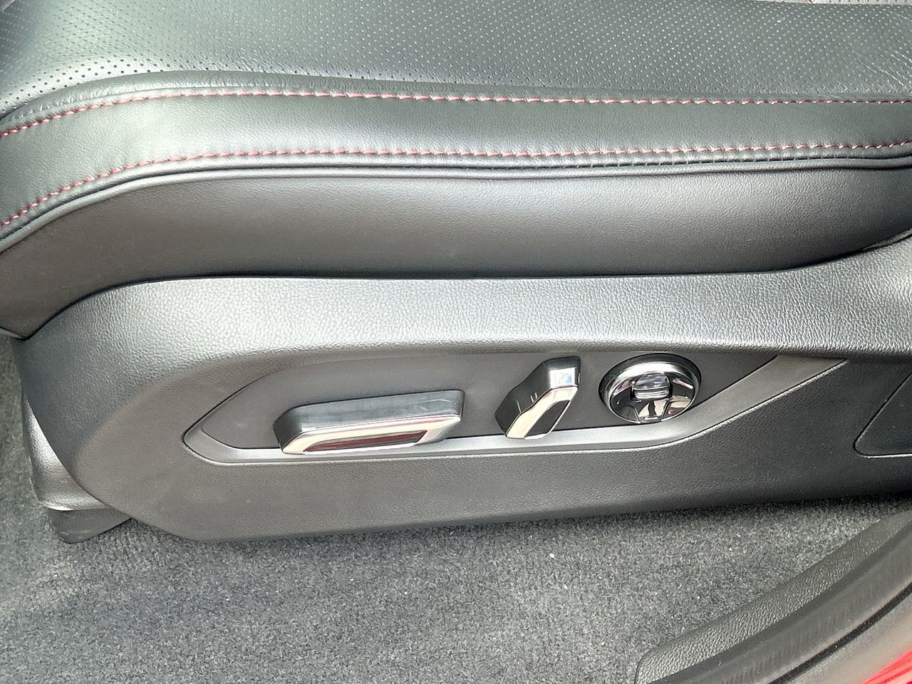 2026 Acura MDX in Markham, Ontario