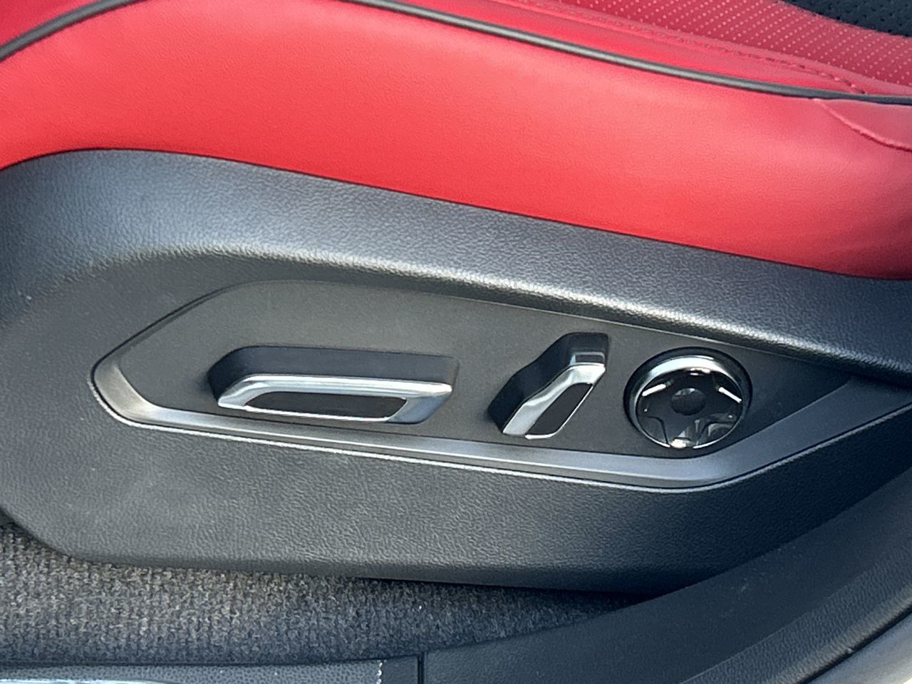 2025 Acura RDX