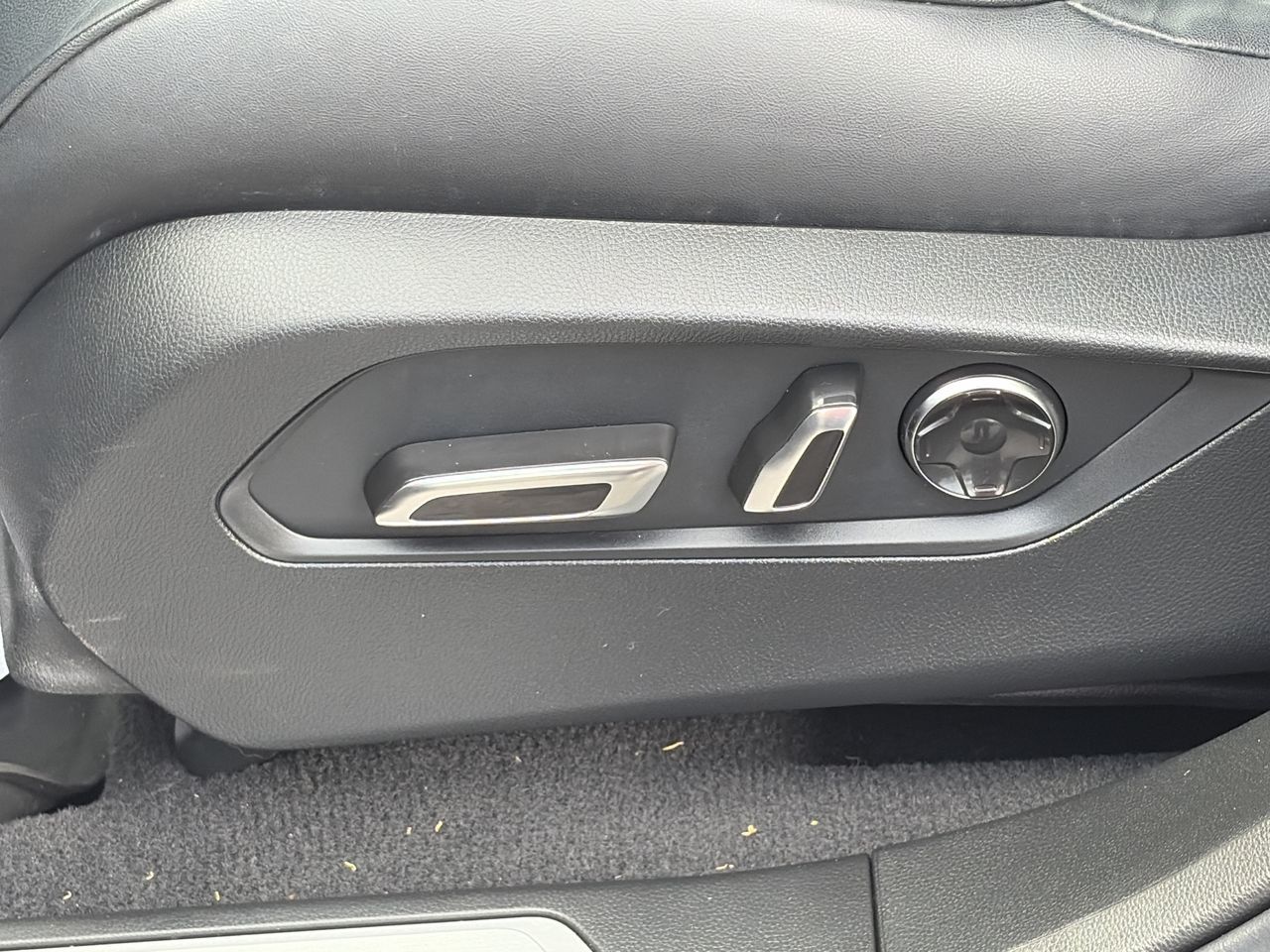 2025 Acura RDX