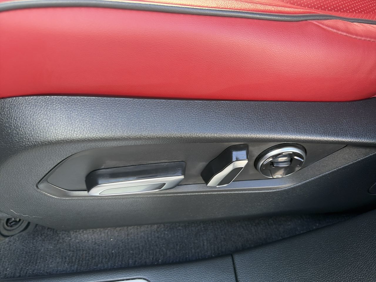 2025 Acura RDX