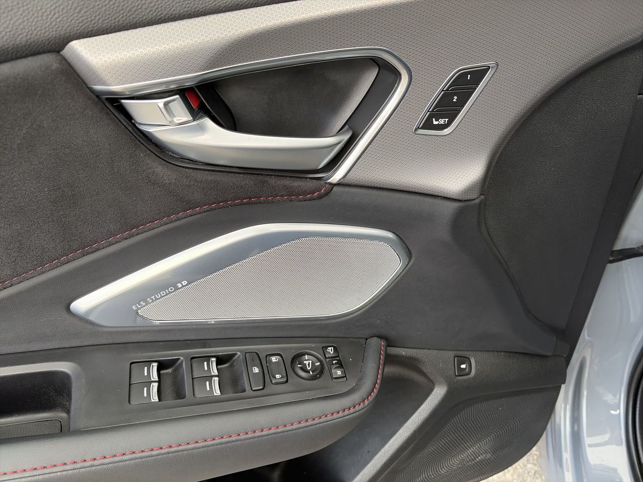 2025 Acura RDX