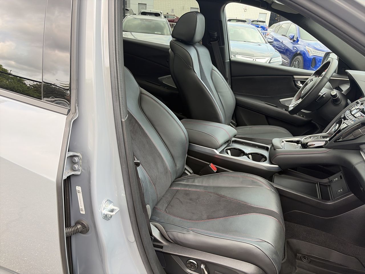2025 Acura RDX