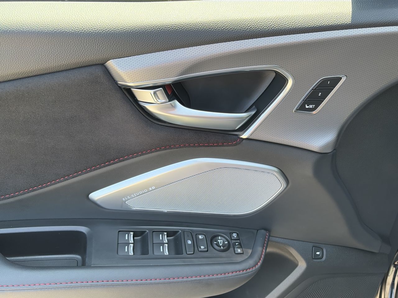 2025 Acura RDX