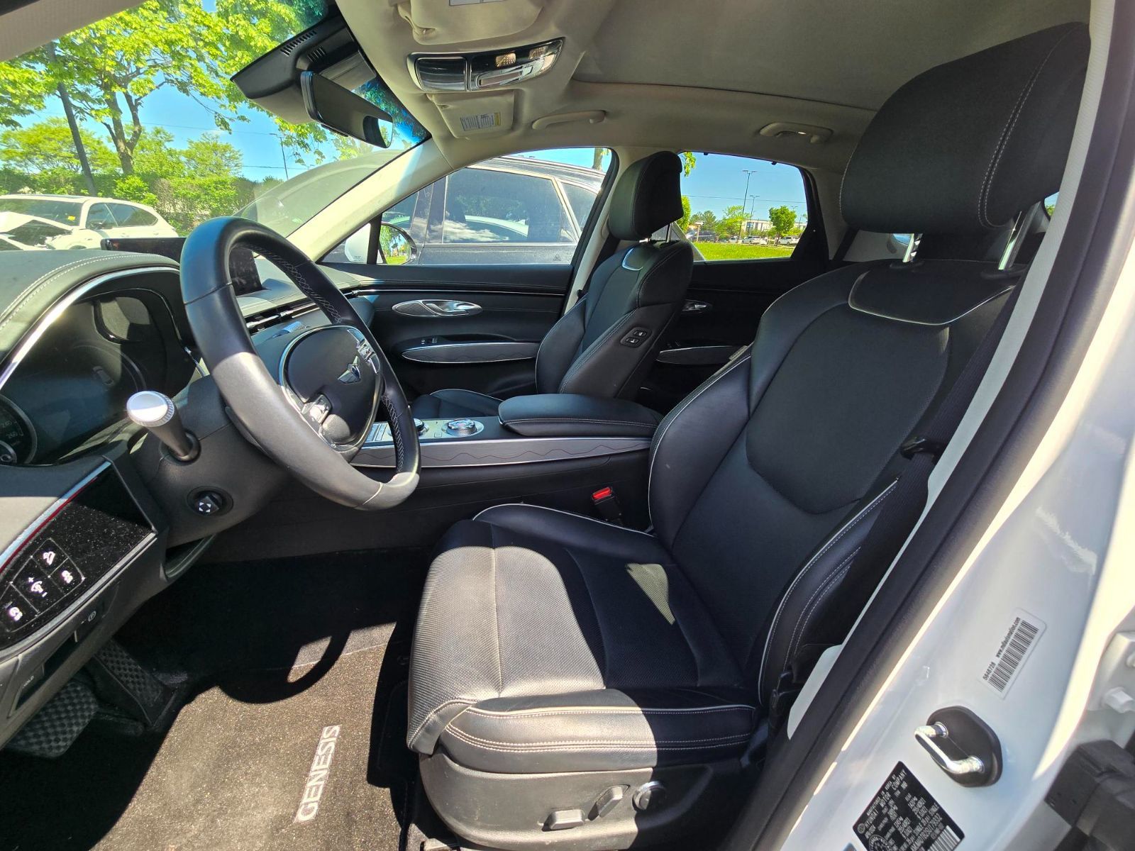 2025 GENESIS GV70