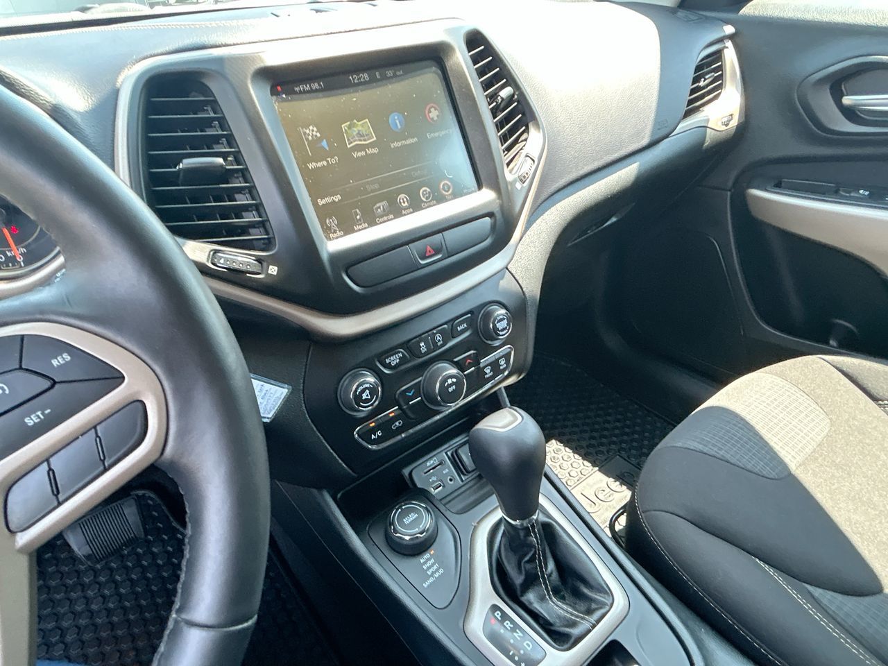 2018 Jeep Cherokee in Markham, Ontario