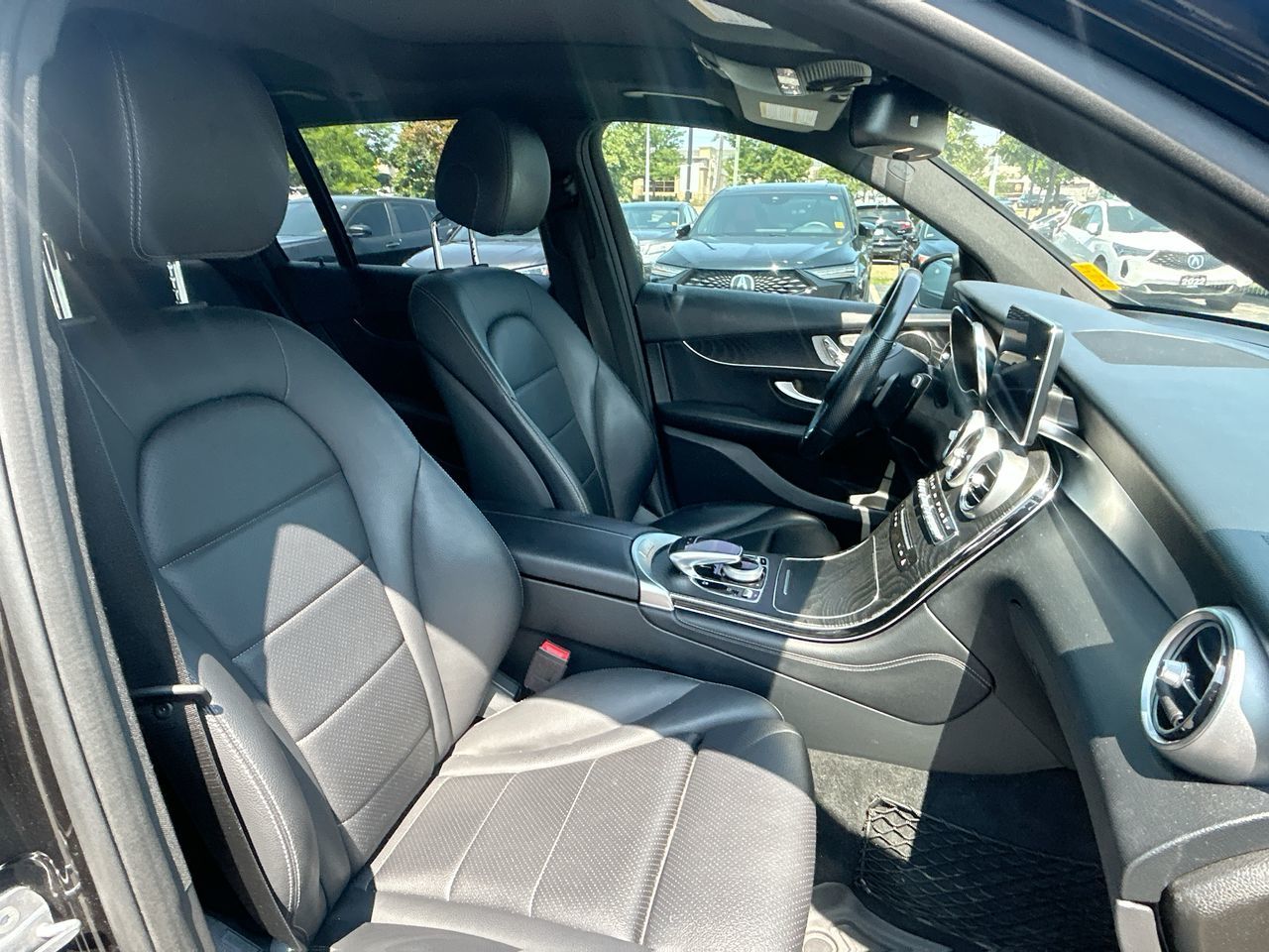 Mercedes-Benz GLC300  2019 à Markham, Ontario