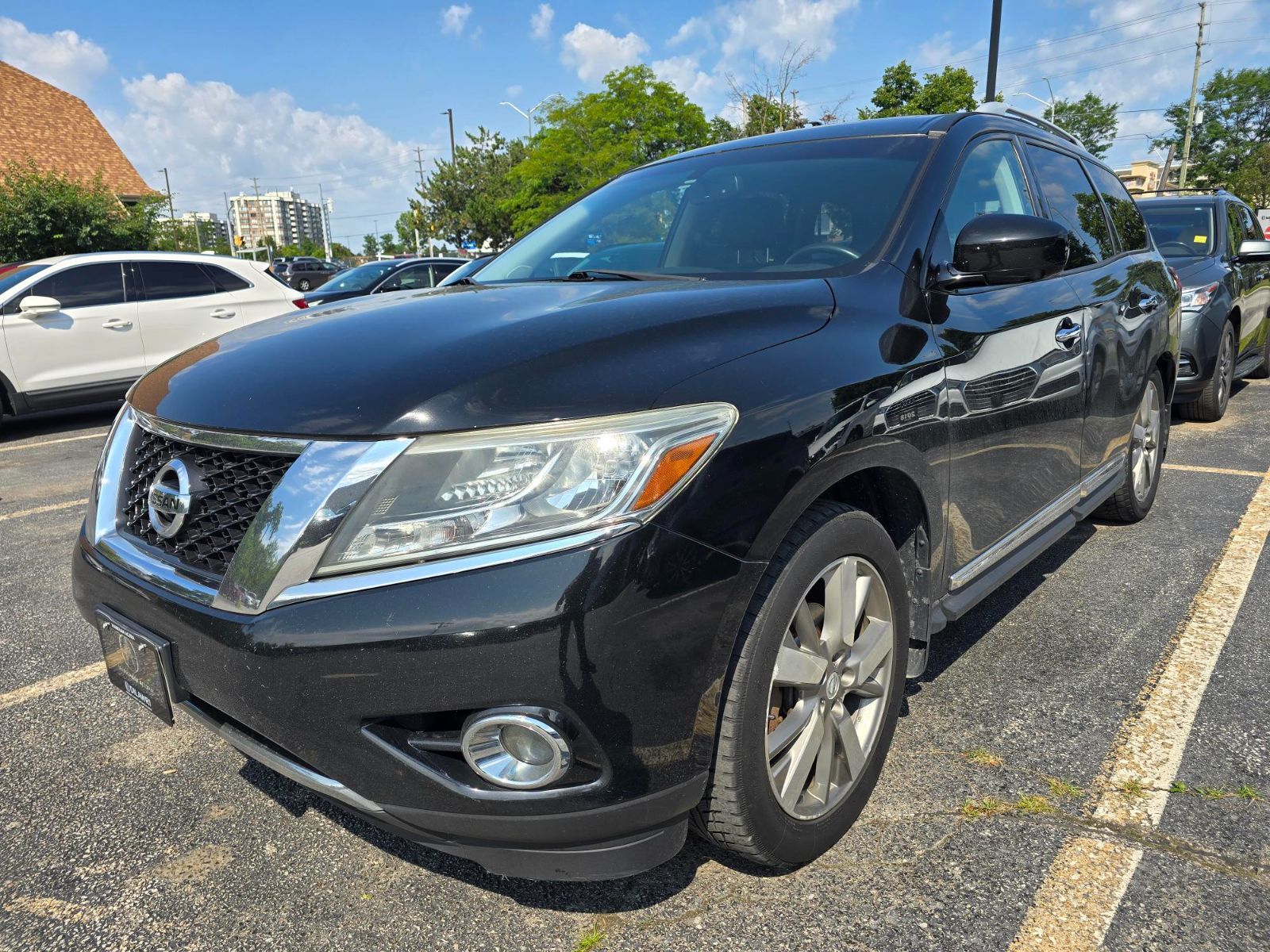 2014 Nissan Pathfinder in Markham, Ontario